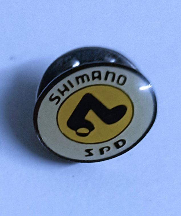 Placchette & Badge: Pin Shimano SPD – Usato da Köniz venduto da VintagePin