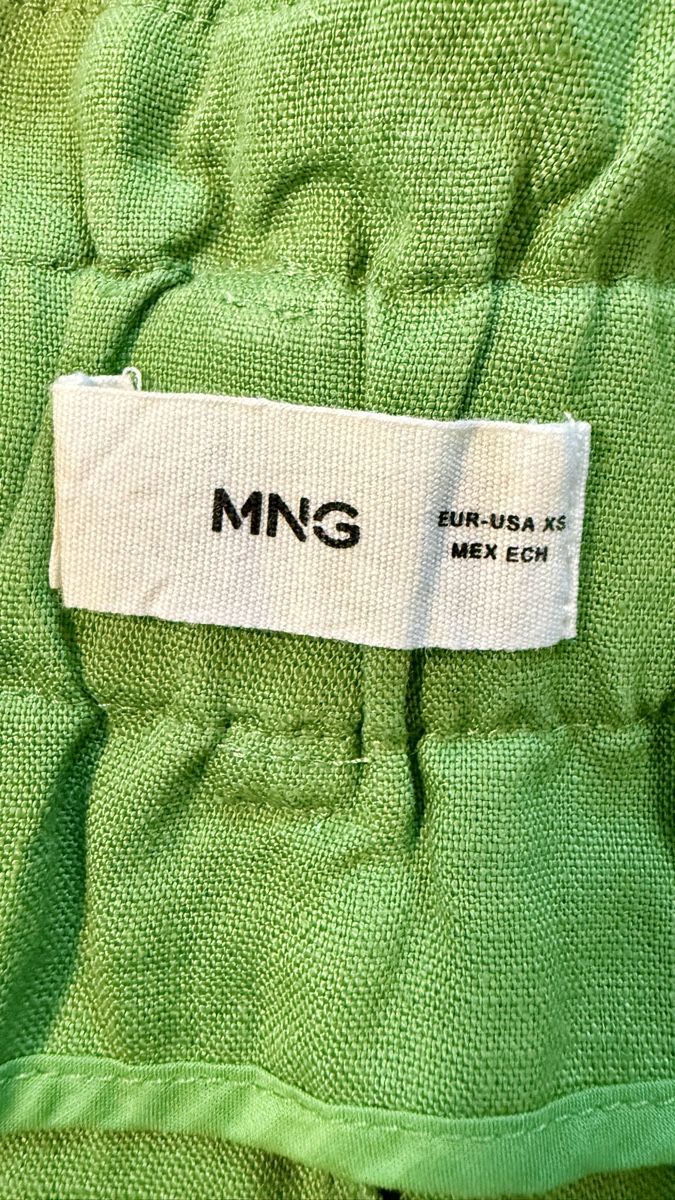 Mango Pantaloni: Shorts Mango XS – Usato da Zürich venduto da car_9vrr 1