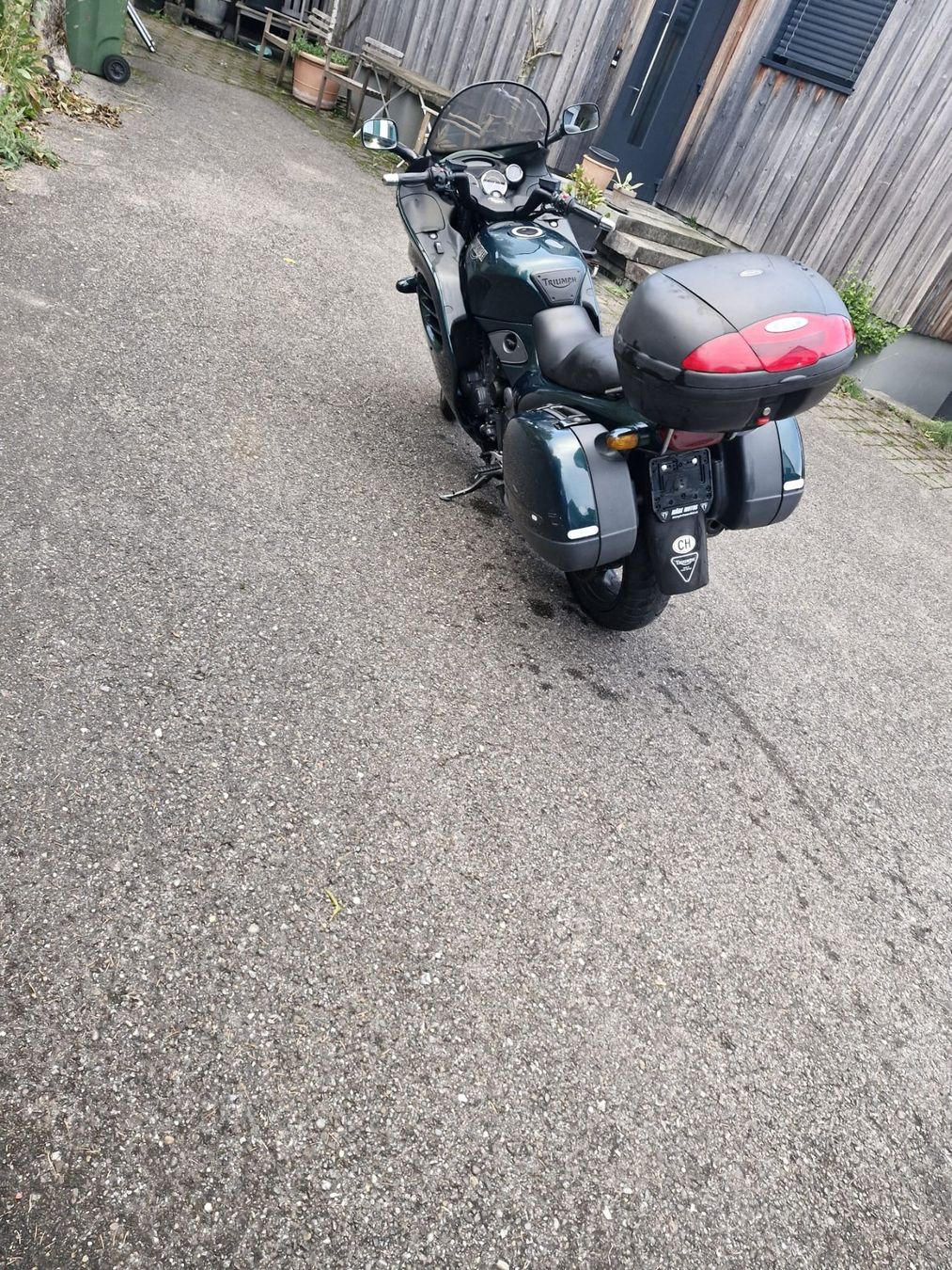 Triumph Touring: Triumph trophy 900 – Usato da kollbrunn venduto da Kirayvonne 1