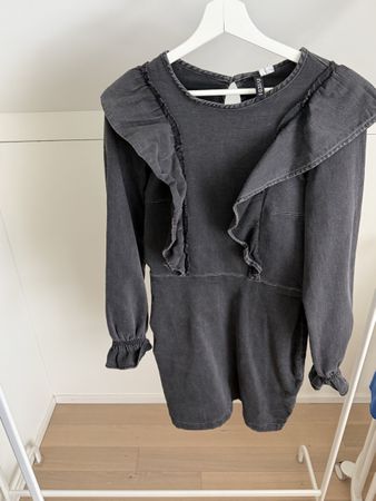 Graues Kleid mit Rüschen von H&M, Grösse M, Top Zustand!