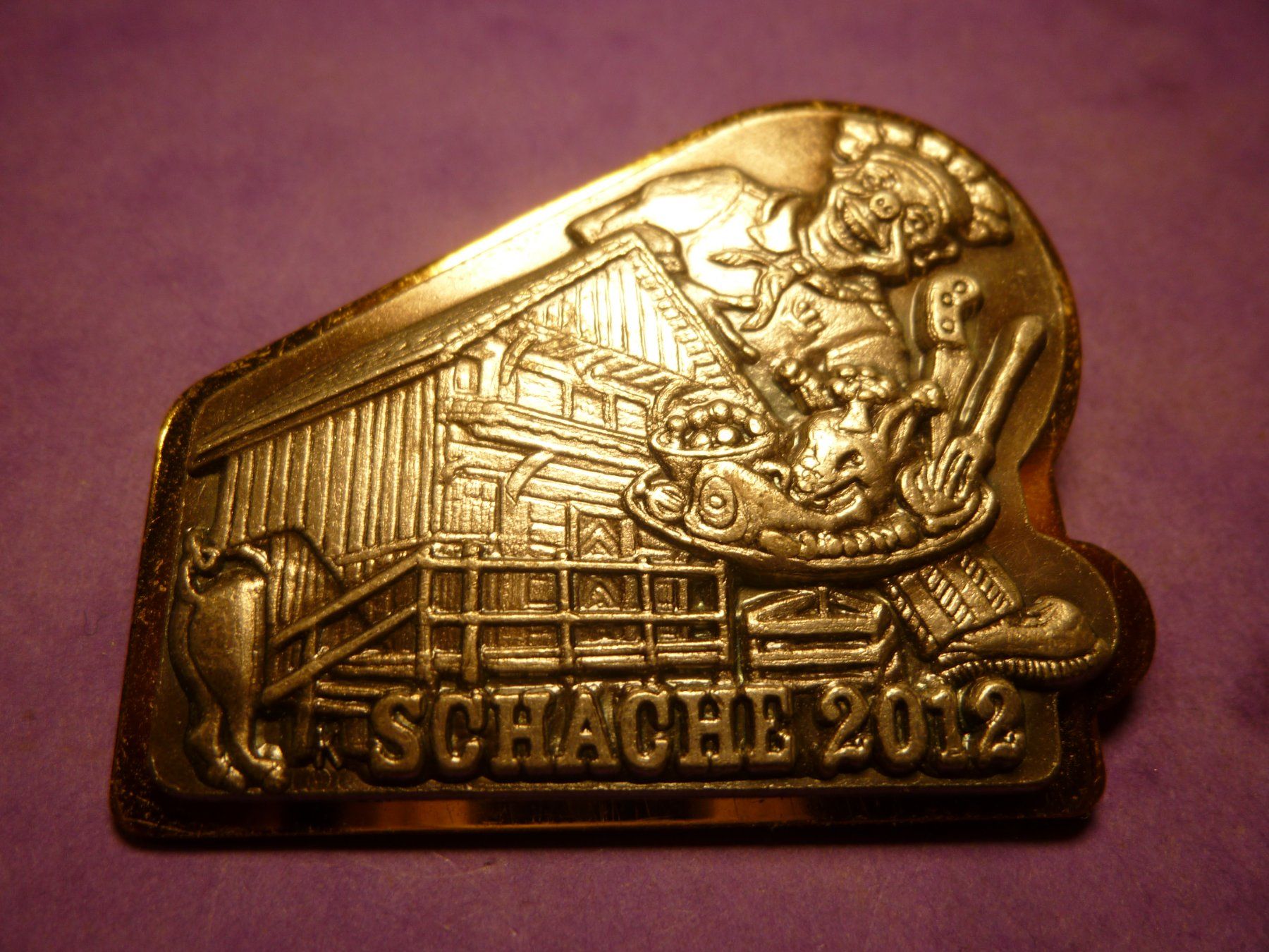 Placchette & Badge: SCHACHE 2012 GOLD – Usato da Ried (Muotathal) venduto da Mandarin02