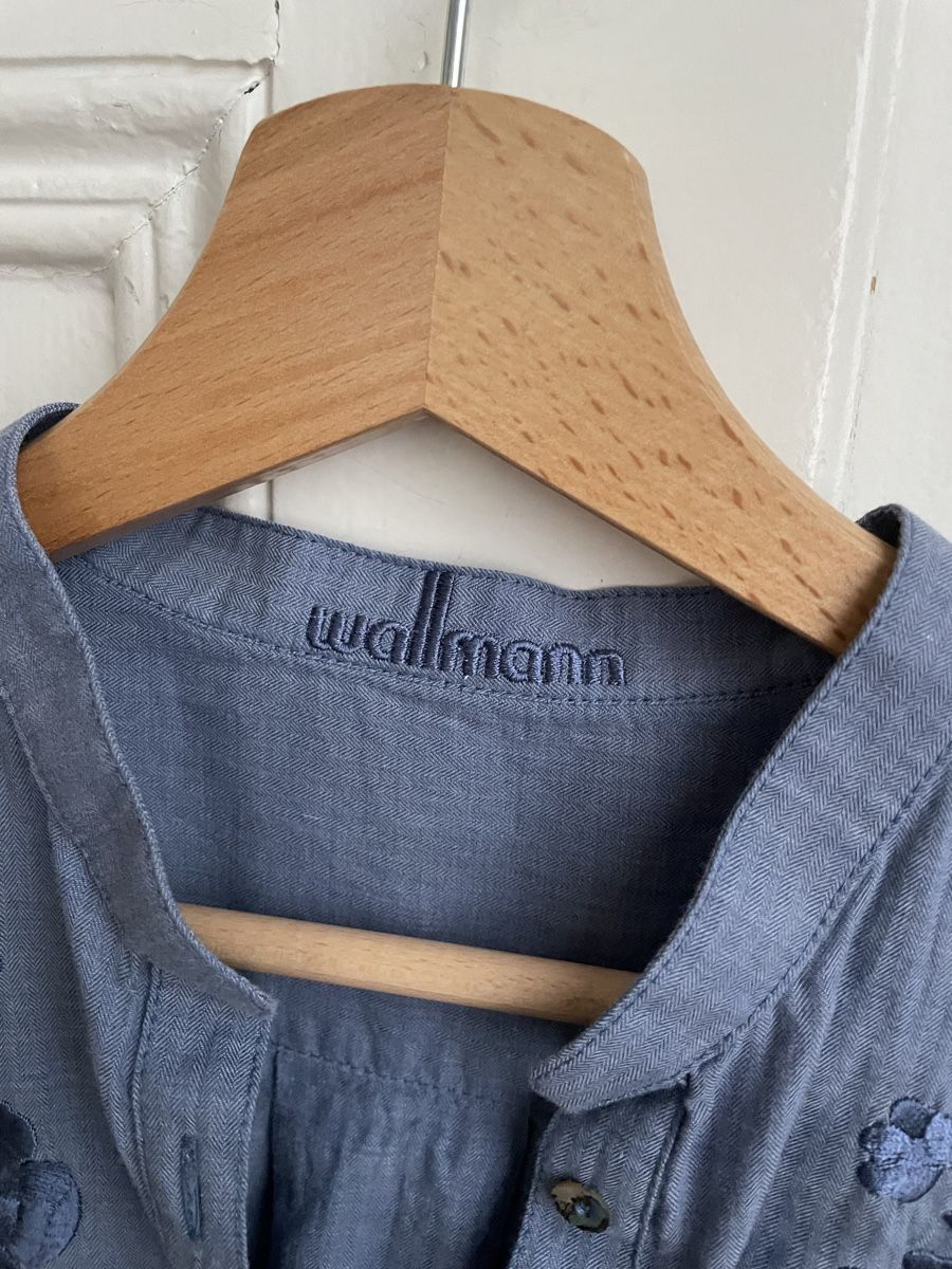 Blusen: Bluse mit Blumen Strick Dekoration – Gebraucht aus Bern von djinal 4