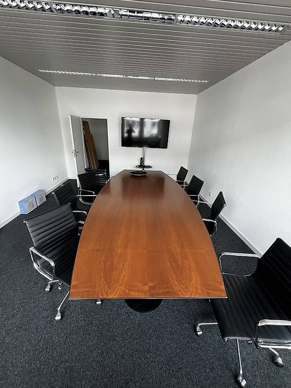 Pfister Tavoli: Conferenztisch Esstisch Beschprechentisch – Usato da Fällanden venduto da wal_6qgk