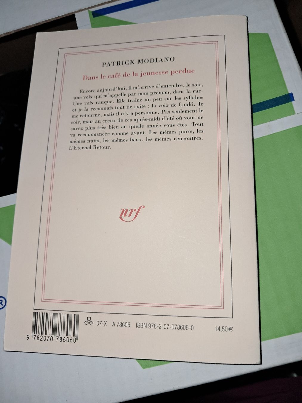 Libri: Dans le café de la jeunesse Perdue de Patrick Modiano – Usato da Le locle venduto da juliensaran 2