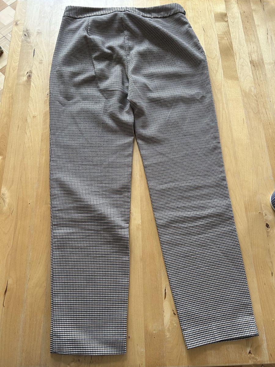 Zara Pantaloni: Zara pants size 34 – Usato da Zürich venduto da Sophie0569 1