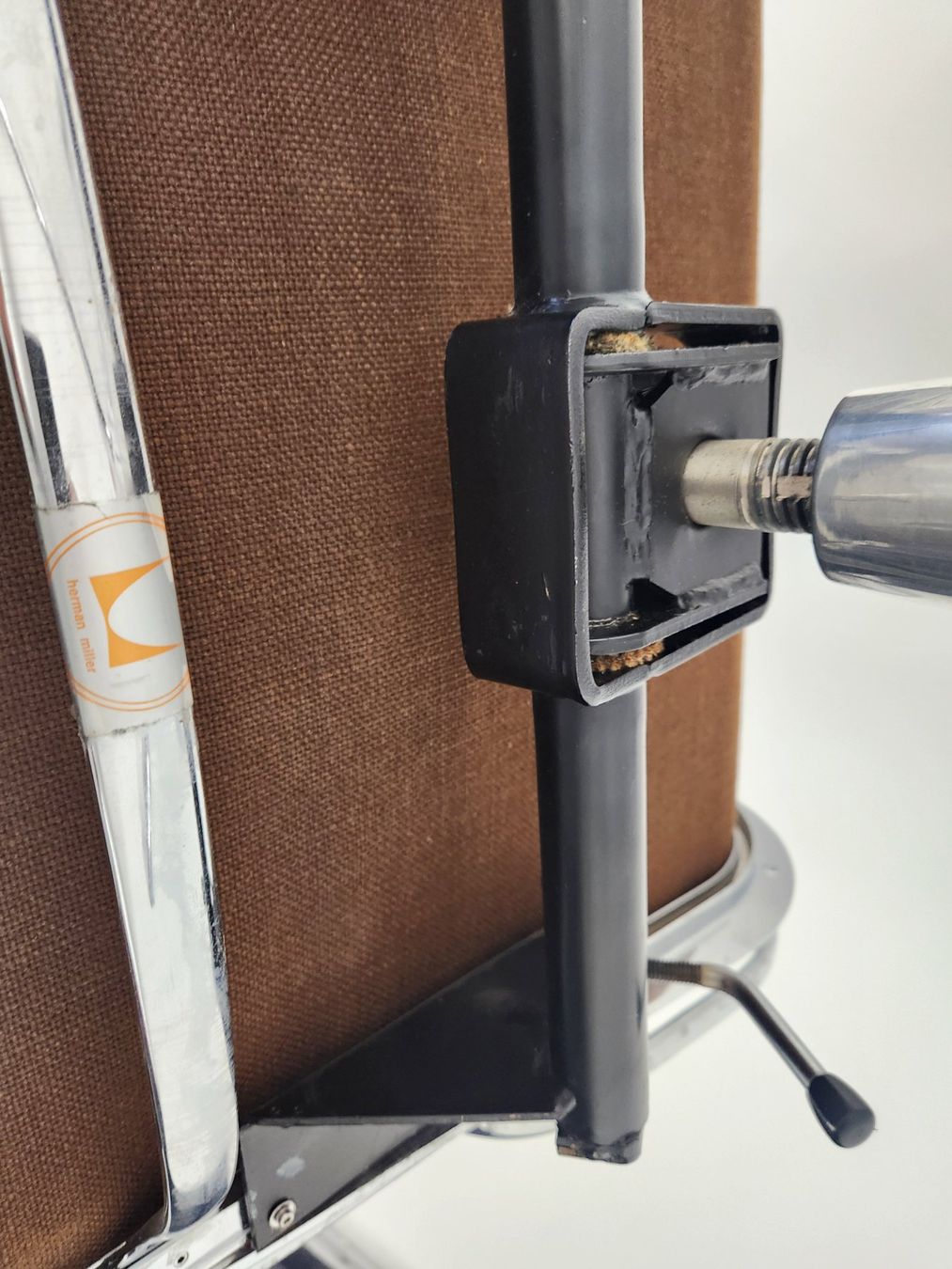 Herman Miller Sedie: Designklassiker Herman Miller Eames Soft Pad EA219 – Usato da Bad Zurzach venduto da QLASSIQ 9