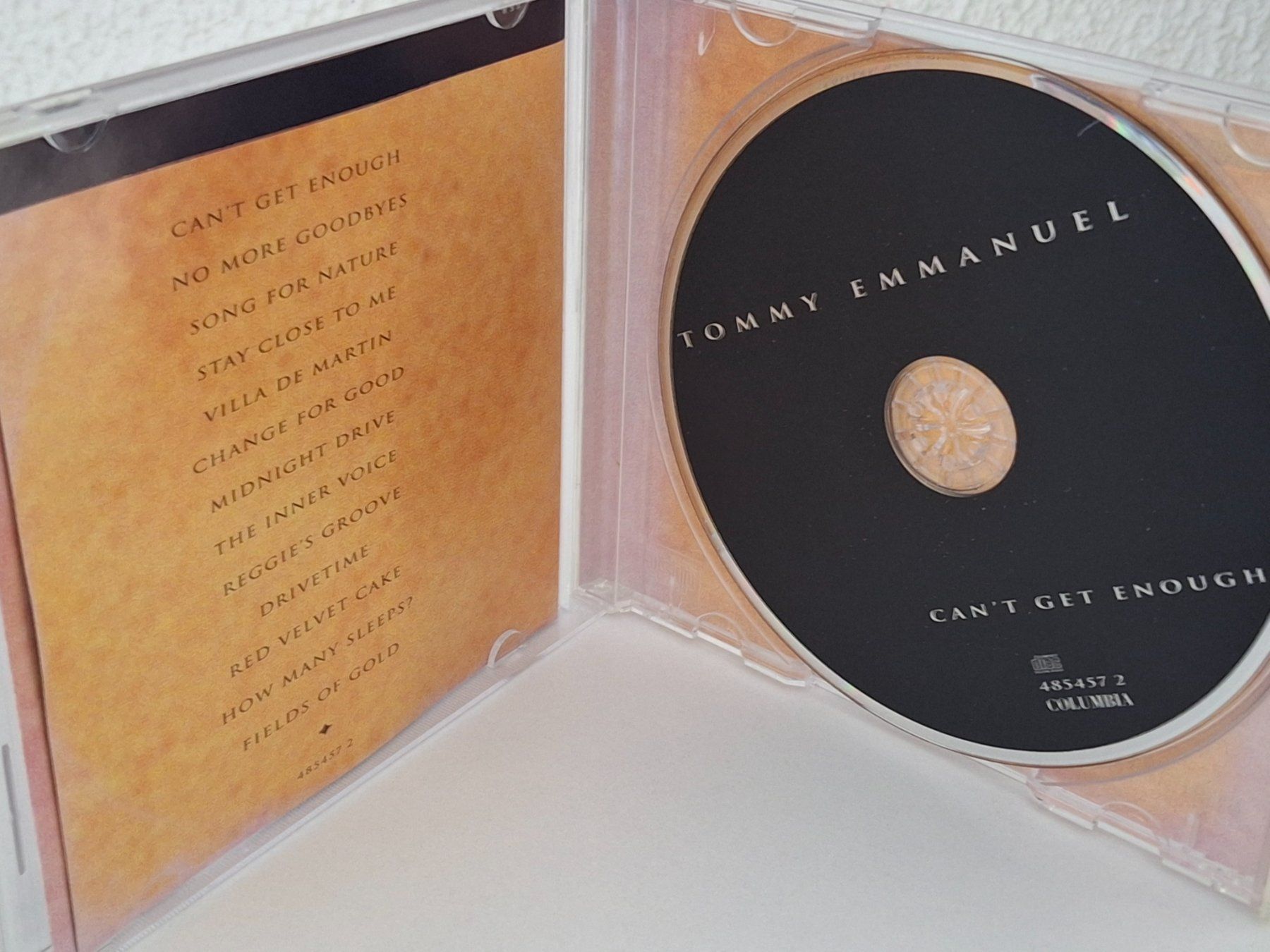 CDs: CD Tommy Emmanuel - Can't Get Enough / Fusion-Smooth Jazz – Gebraucht aus Aarberg von Jackup1 2