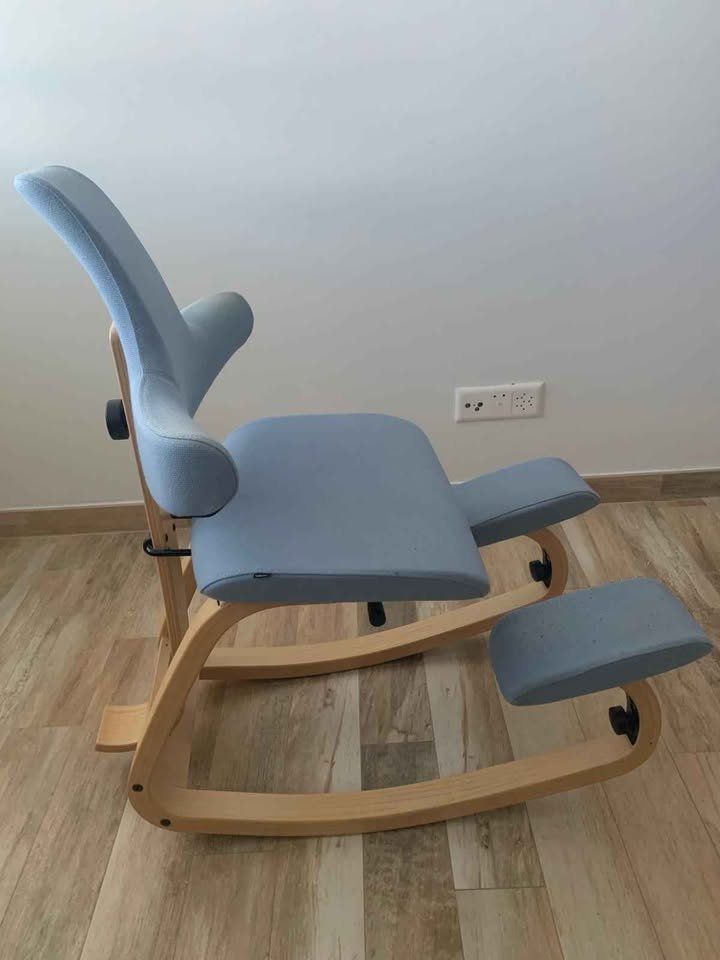 Varier Sedie: Chaise ergonomique VARIER thatsit balance – Usato da Neuchatel venduto da Dircompc 2