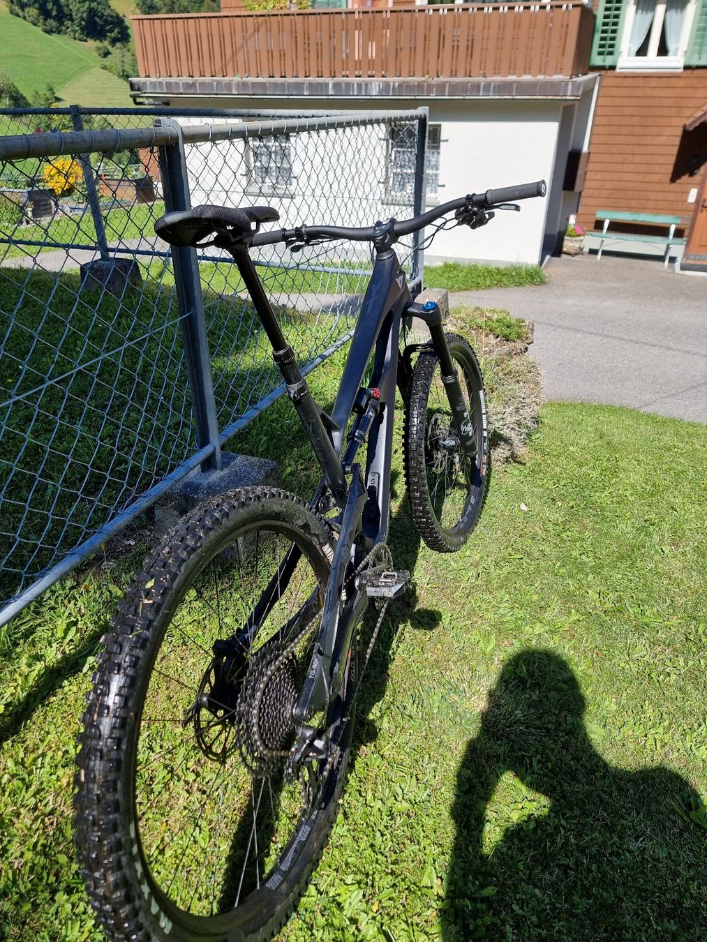 YT Biciclette: MTB YT JEFFSY Comp All Mountain – Usato da Thalwil venduto da Leon_Nacht 2