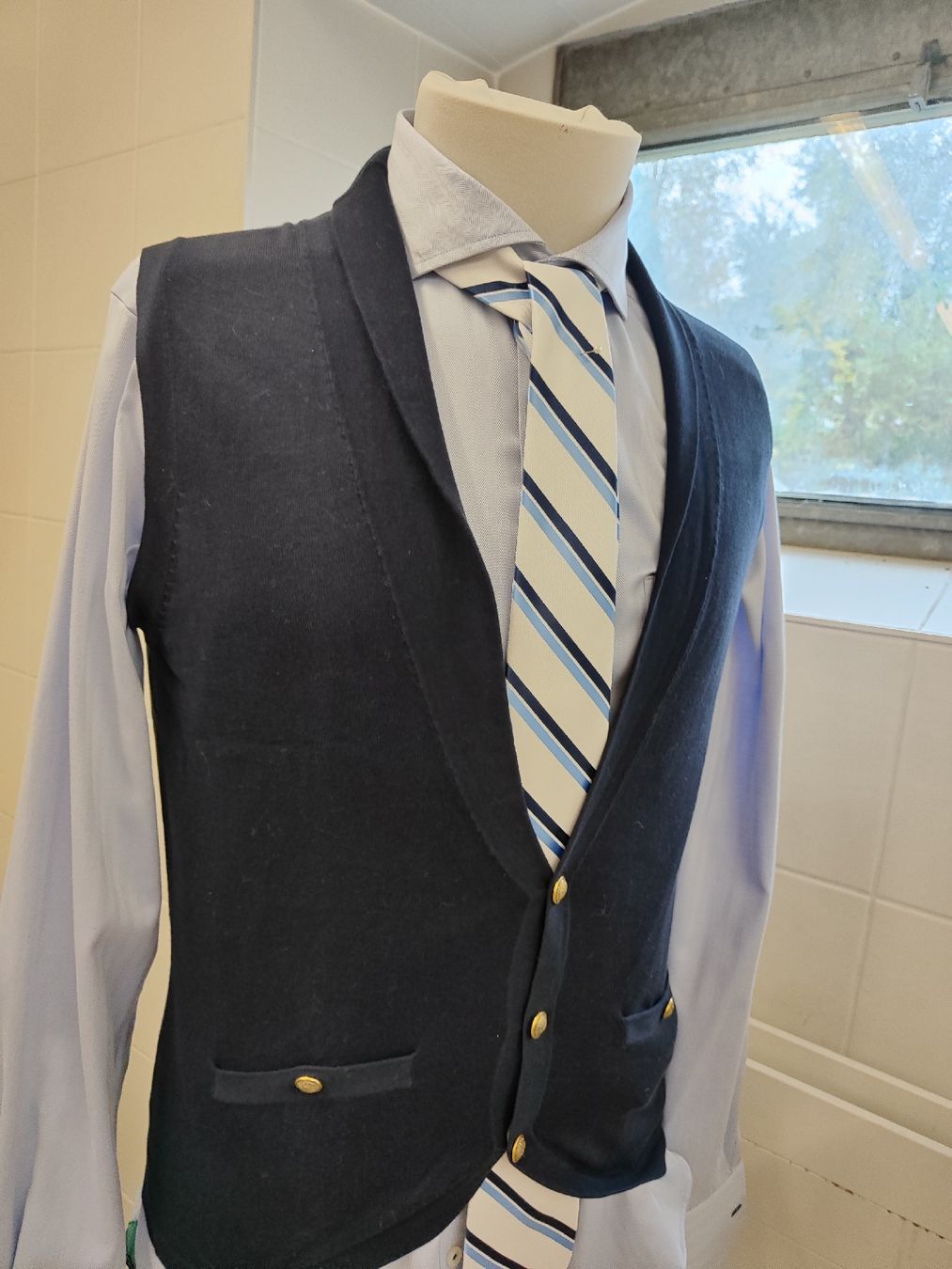 Gilet & Giacche: gilet unisex gr m  – Usato da Langnau am Albis venduto da Judithsebi 3