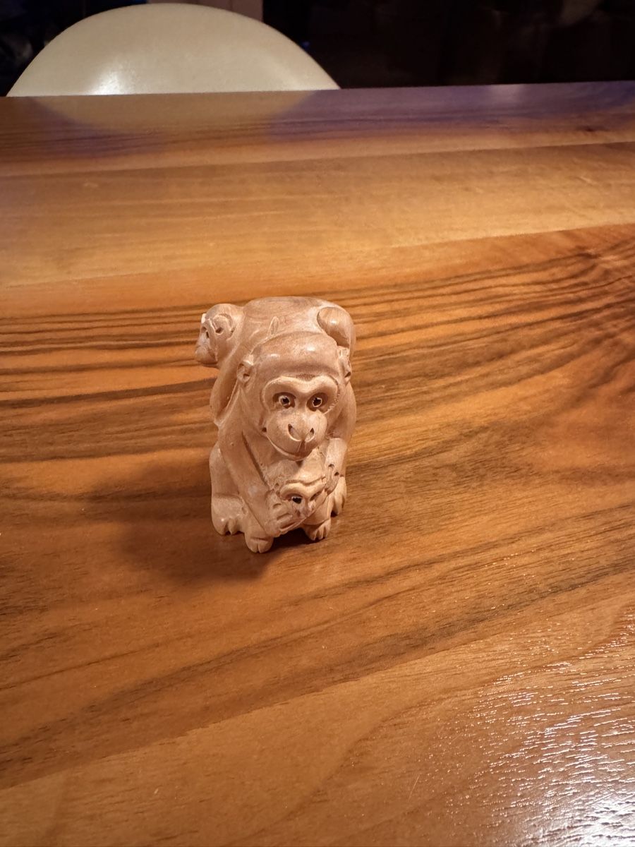 Statuette: Okimono Netsuke Holz Affen – Usato da Gipf-Oberfrick venduto da Iberico 6