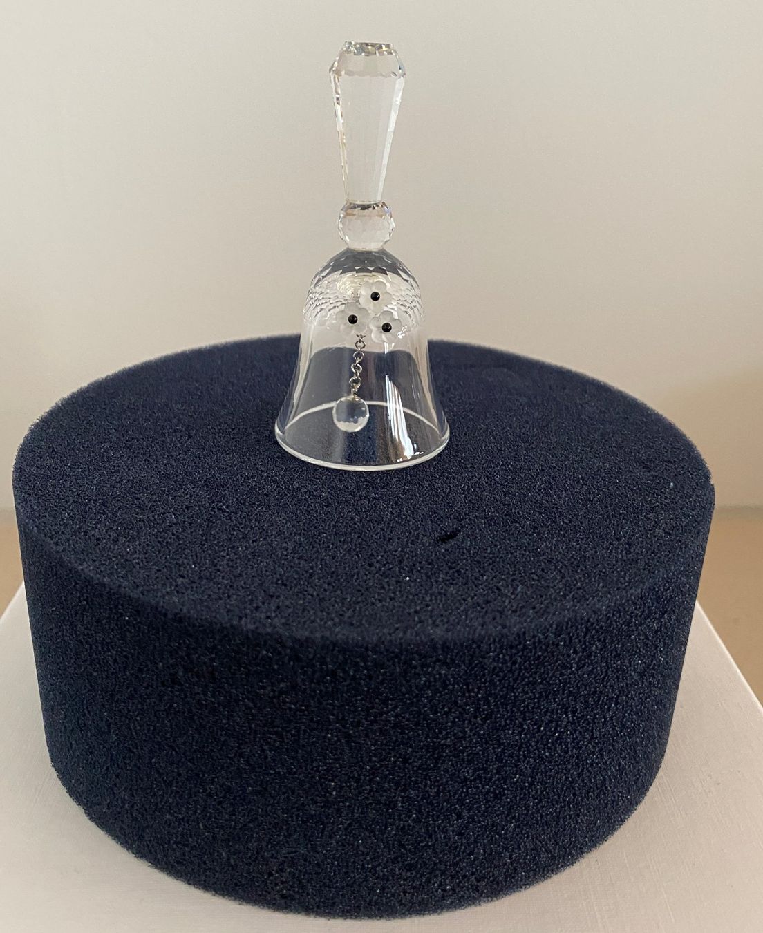 Swarovski Statuette: Glocke – Usato da Gibswil venduto da Rockmami