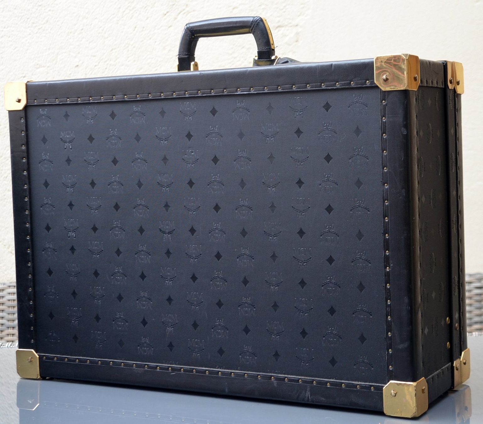 Mcm Reisekoffer: MCM Reisekoffer / Coffre de voyage – Gebraucht aus Collonges von Auganien 7