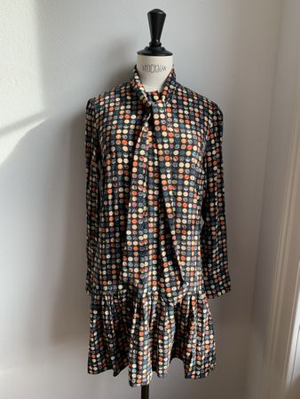 AKRIS: Neues extravagantes Seiden-Kleid, multicolor, Gr. 36