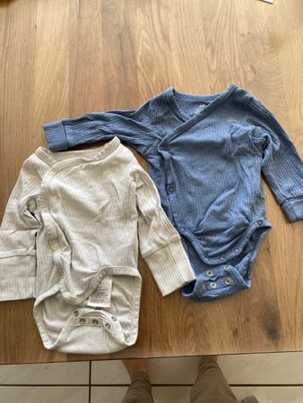 H&M Wickelbodys 2er Set Baumwolle Grösse 62 blau beige