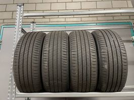 215/50R18