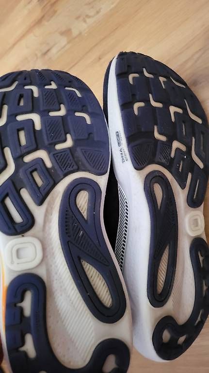 Brooks Scarpe da uomo: Brooks Laufschuhe/Turnschuhe Gr. 42 – Usato da Rorschacherberg venduto da Maku007 2