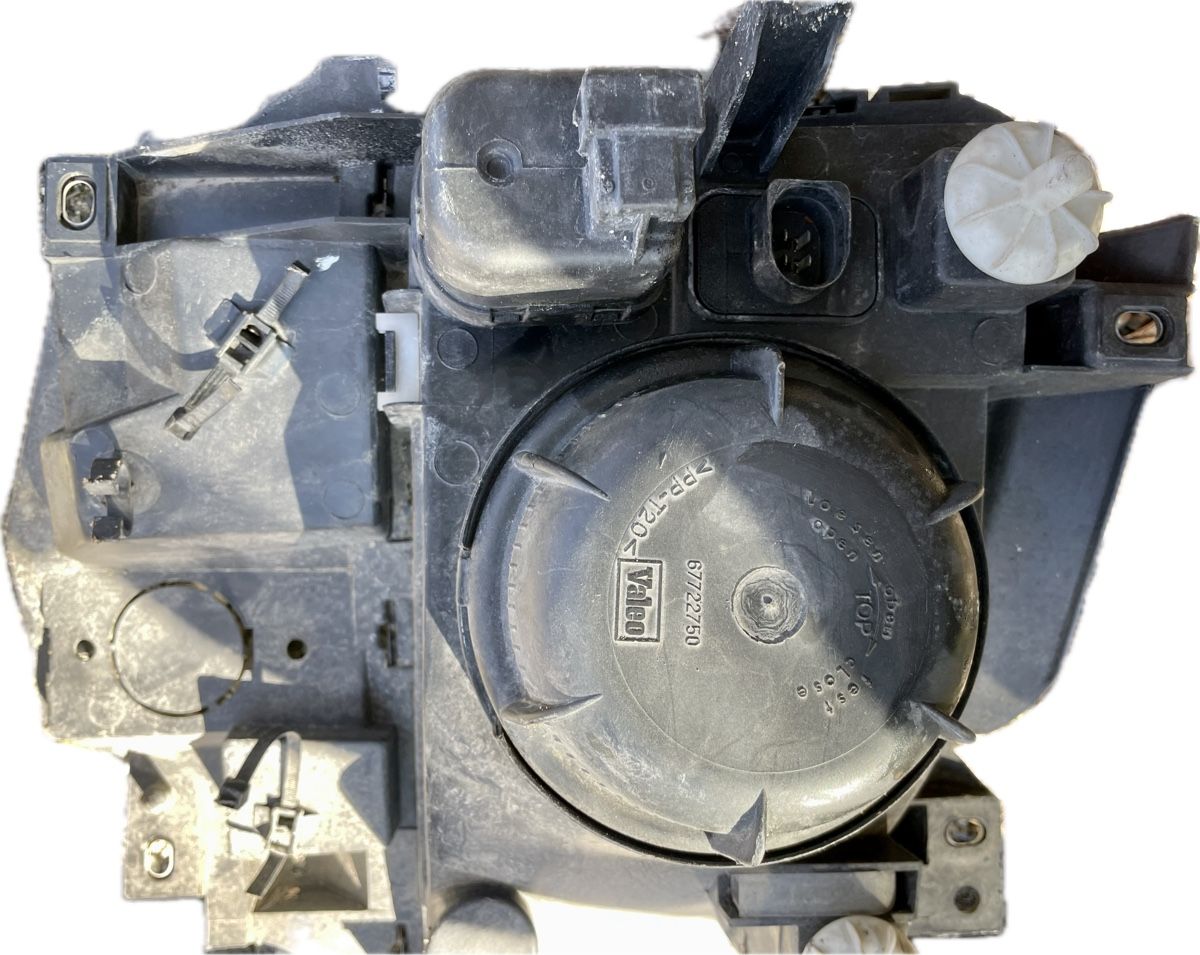 VW Fari: Scheinwerfern VW T4 Multivan Caravelle Transporter – Usato da Kriens venduto da Gun2000 3