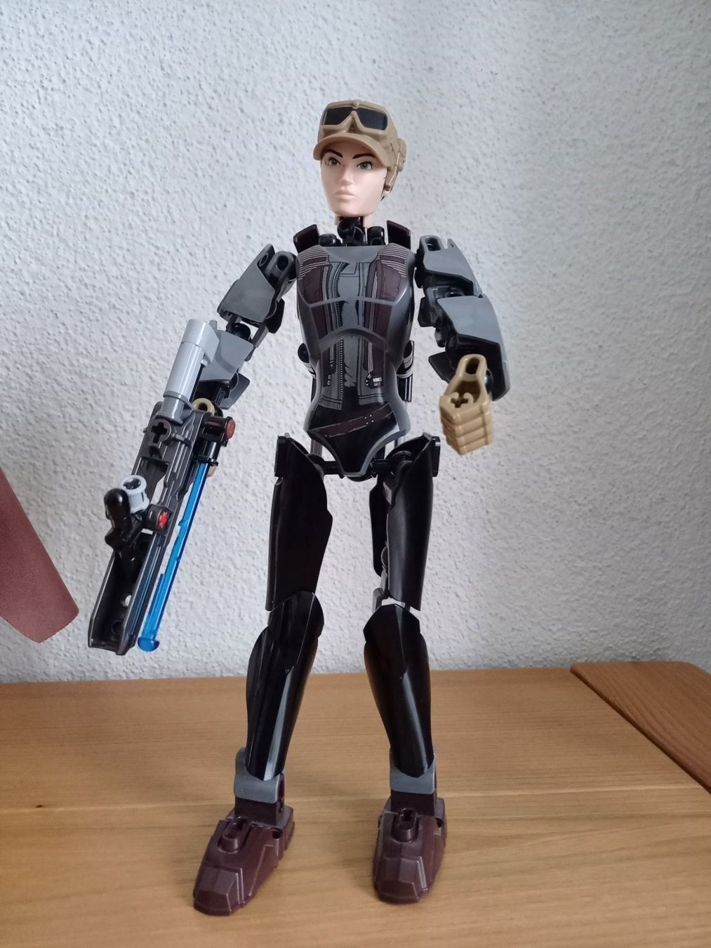 Star Wars Statuette: 4 Star Wars Figuren plus ein Dino – Usato da Watt venduto da cadirma 3
