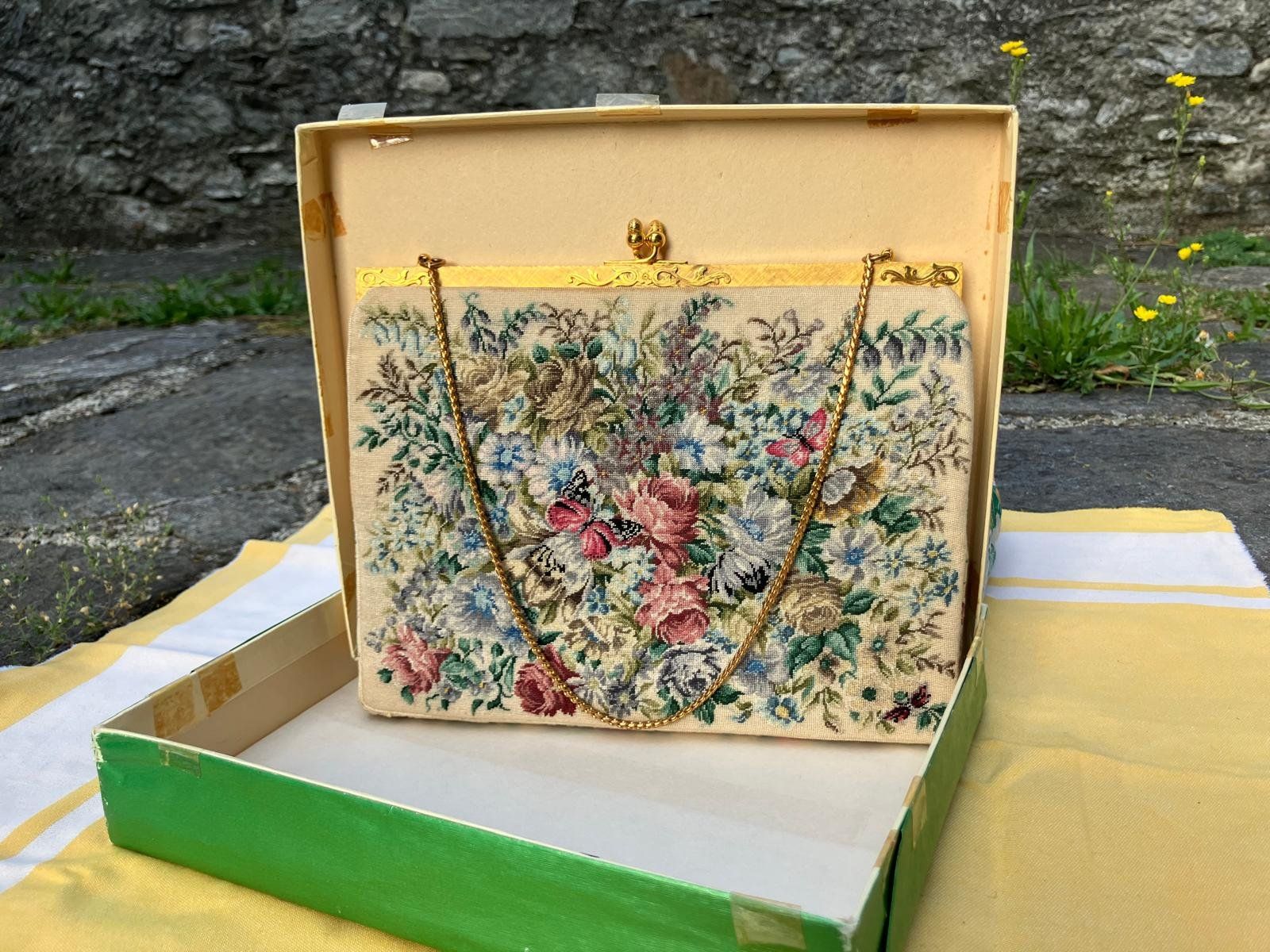 Borse da donna: Vintage Clutch Bag – Usato da Monte Carasso venduto da arn_dime