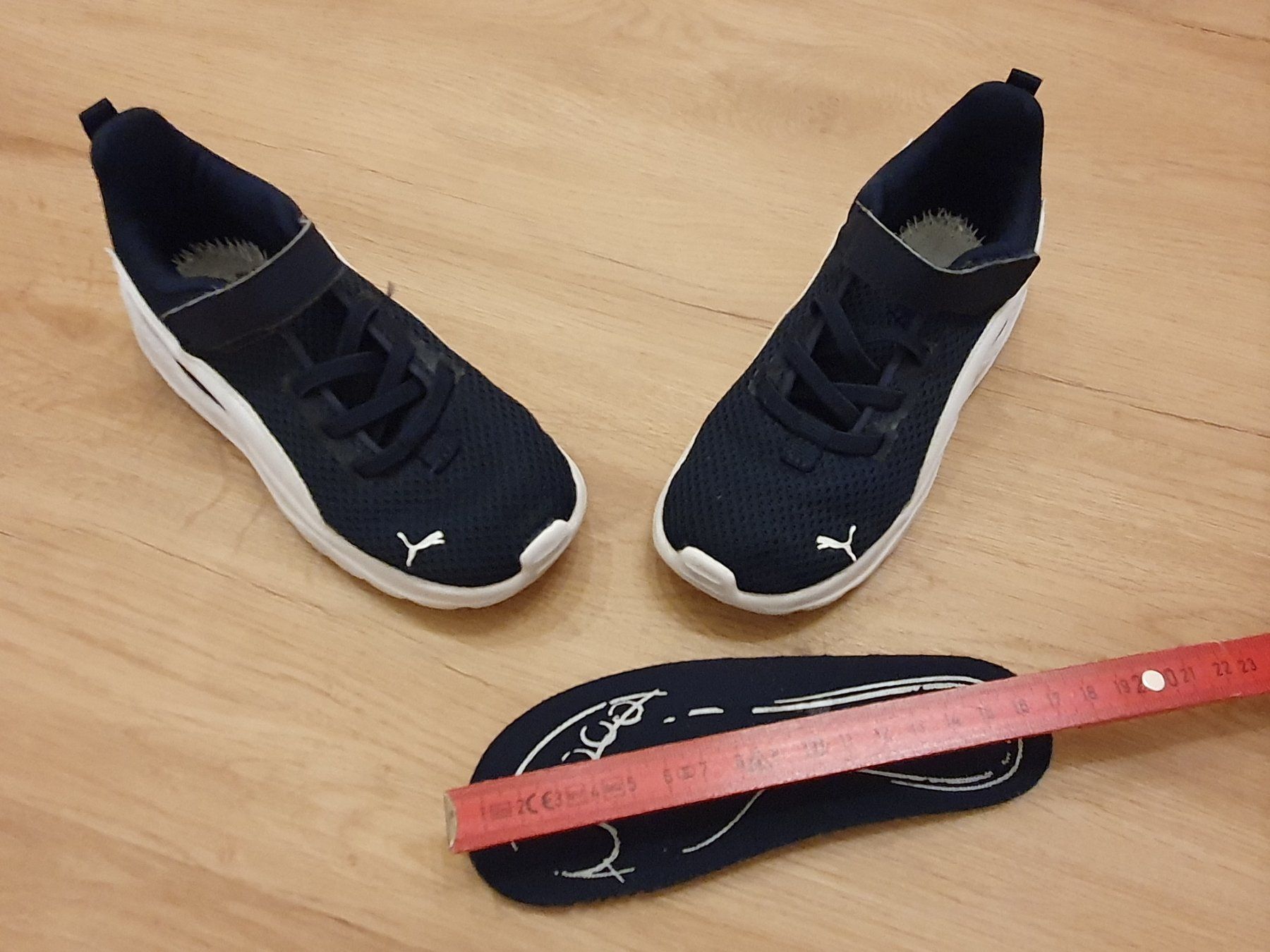 Puma Scarpe per ragazzi: Puma Anzarun light Gr. 27, blau, – Usato da Heinrichswil venduto da frankie19860