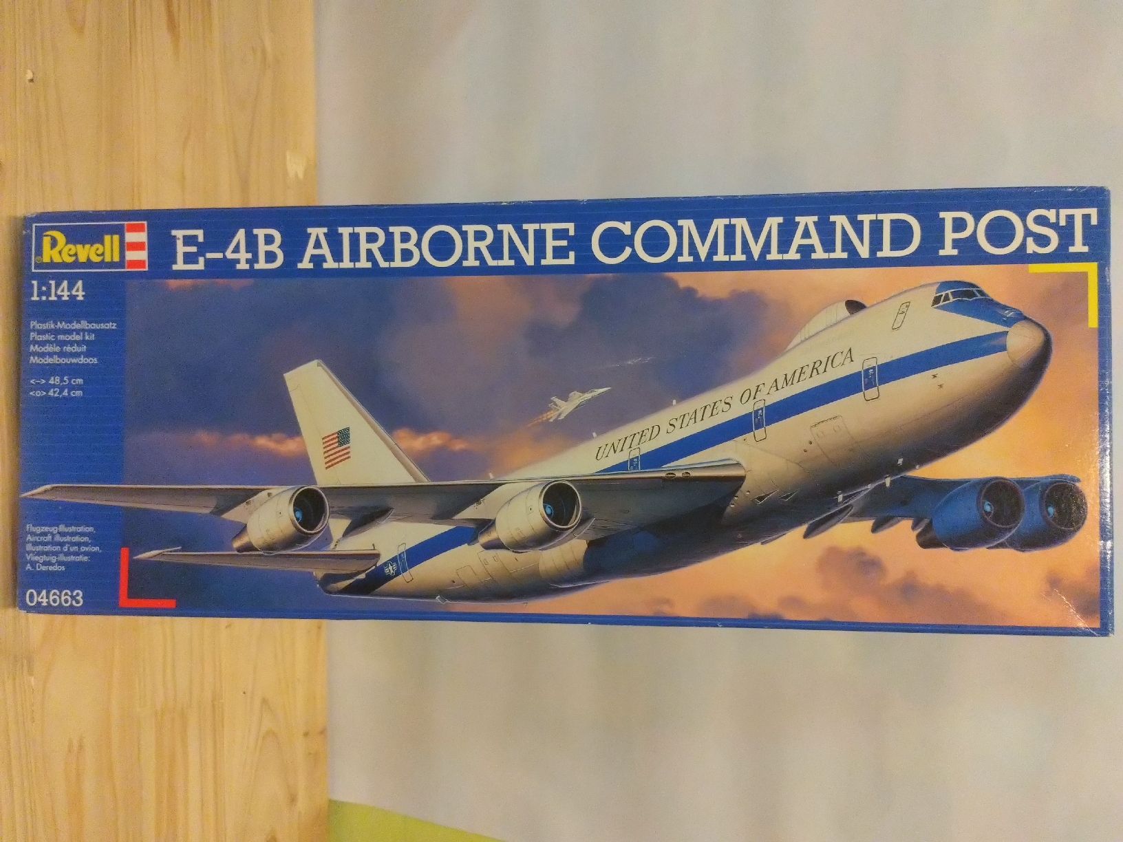 Revell Kits de montage: Revell Airborne commander poste E-4B, 1:144, Neuve en boite. – Neuf (Voir description) à Farvagny-le-Grand par LaCaverne