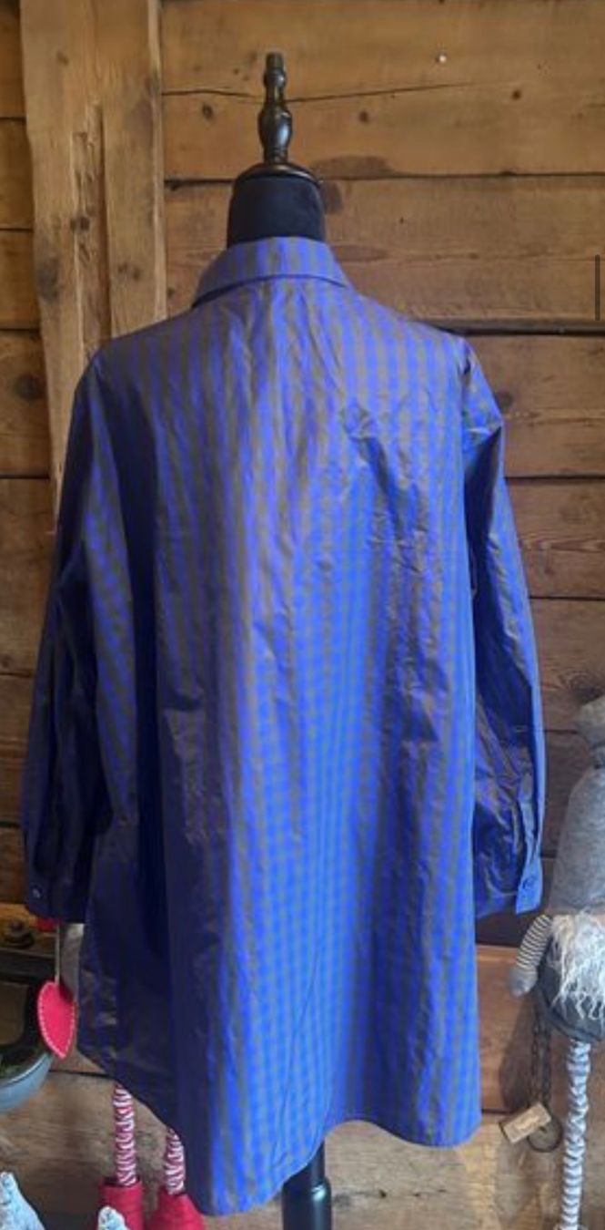 Camicette: Chemisier bleu et gris – Nuovo e nell'imballaggio originale da Val-d'Illiez venduto da Dombou 1