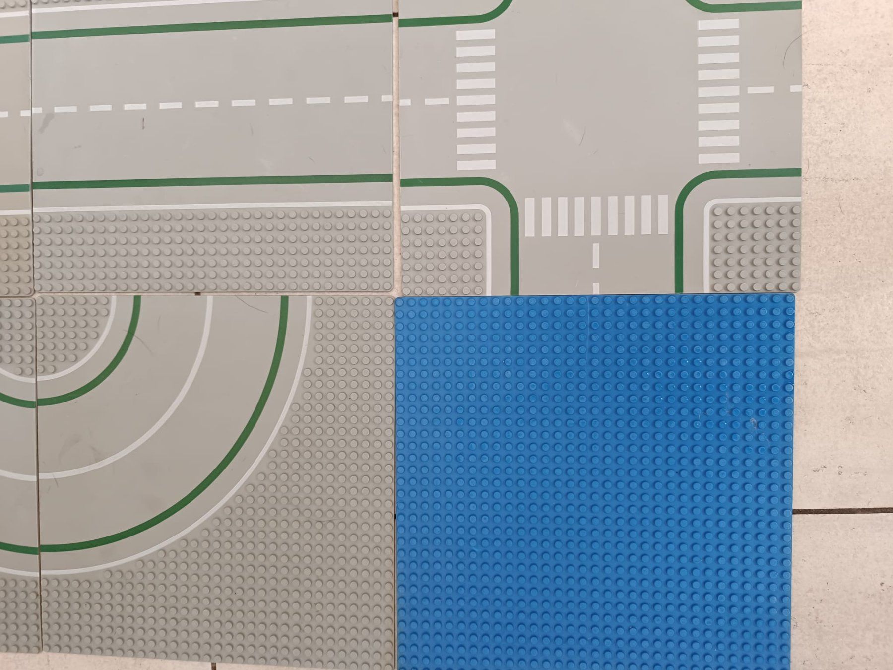 Lego Kit di costruzioni: lot 10 plaques lego – Usato da Tramelan venduto da artman1291 1