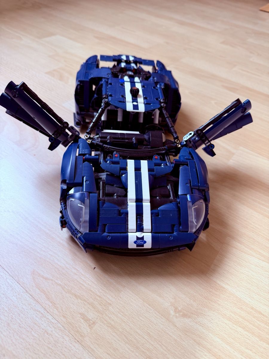 Lego Kit di costruzioni: Lego Technic Ford GT 42154  mit Anleitung – Usato da St. Gallen venduto da Tonzelle 2