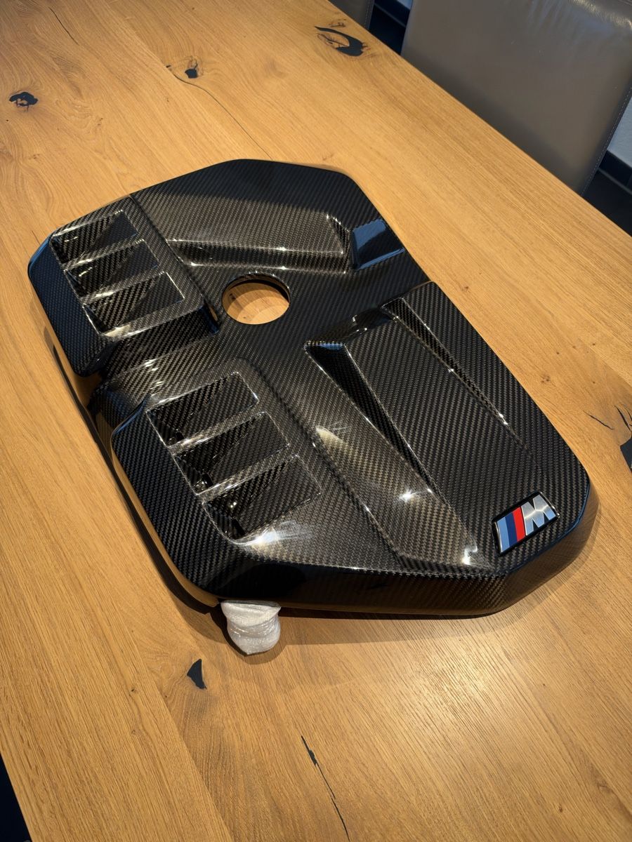 BMW Tutti i ricambio: Carbon Motorabdeckung BMW G8x – Nuovo e nell'imballaggio originale da Fislisbach venduto da Jale_31 1