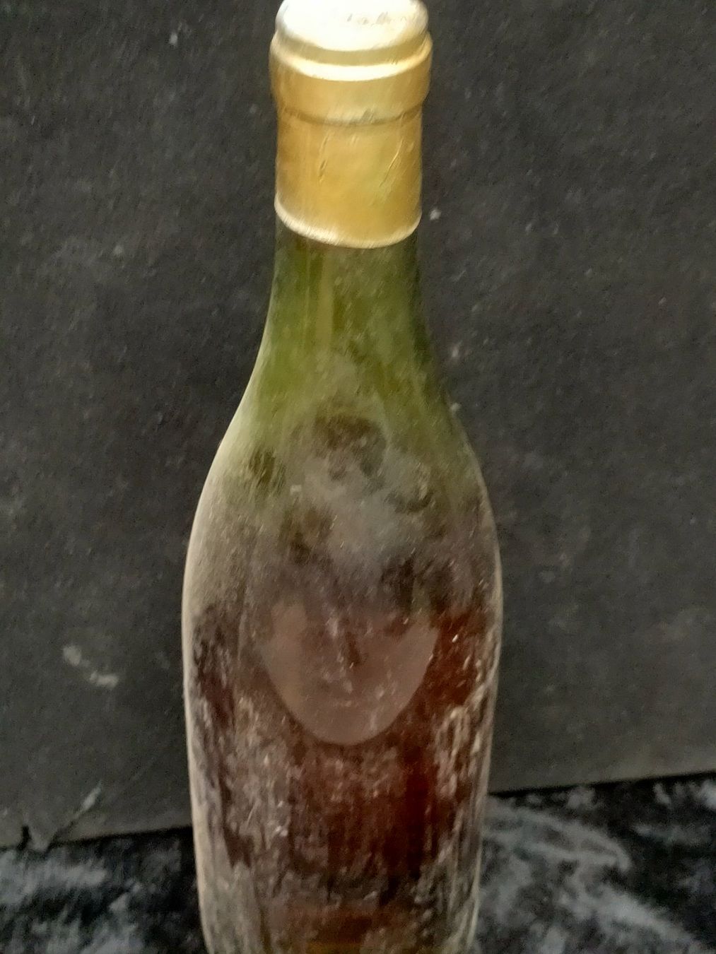 Vino: PETIT CHABLIS 1974 – Nuovo (secondo la descrizione) da Genève venduto da Leboucheoreilles 5