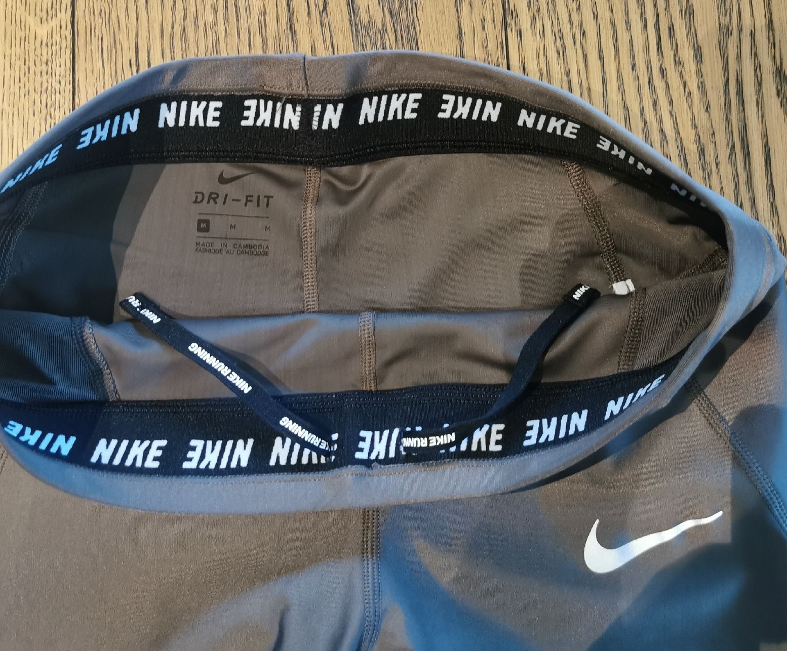 Nike Pantaloni: Nike Jogginghose Goldbraun – Nuovo (secondo la descrizione) da Kirchlindach venduto da Javea7 1