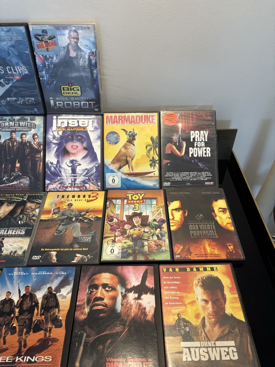 Alle DVDs: DVD-Sammlung diverse Klassiker guter Zustand – Gebraucht aus Oetwil an der Limmat von misssenzapensieri 2
