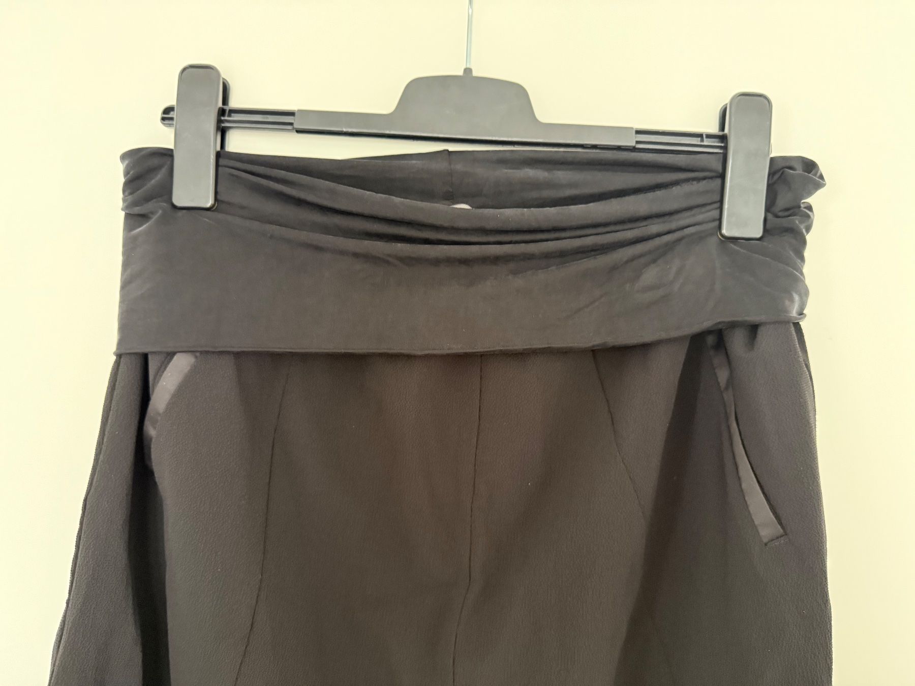 Gonne: NILE collection black skirt size L – Usato da Muzzano venduto da Sidney_3 1