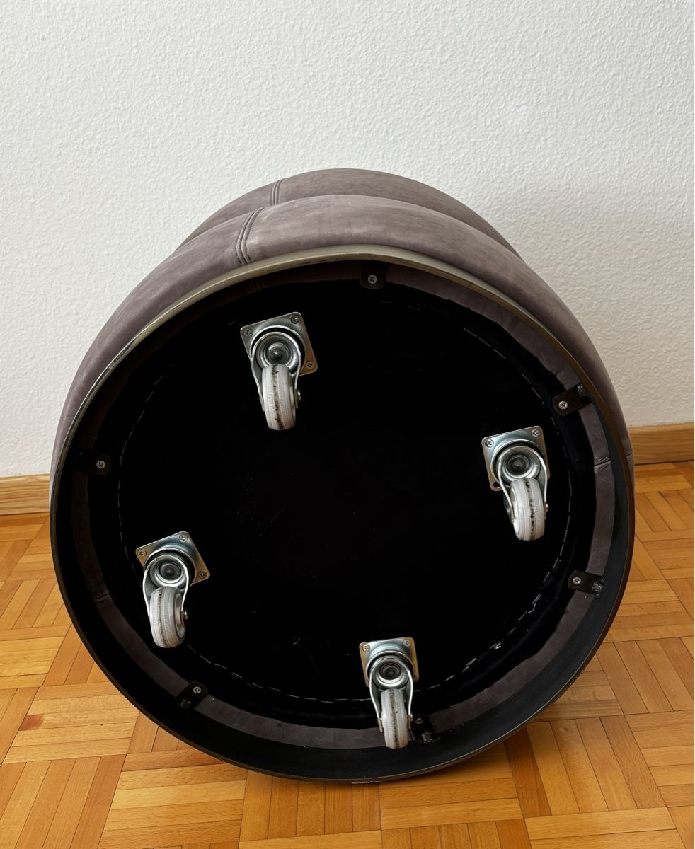 Tavoli: Round Side Table with Mirror Top and Wheels, 47cm – Nuovo (secondo la descrizione) da Zürich venduto da Jan_michael 6