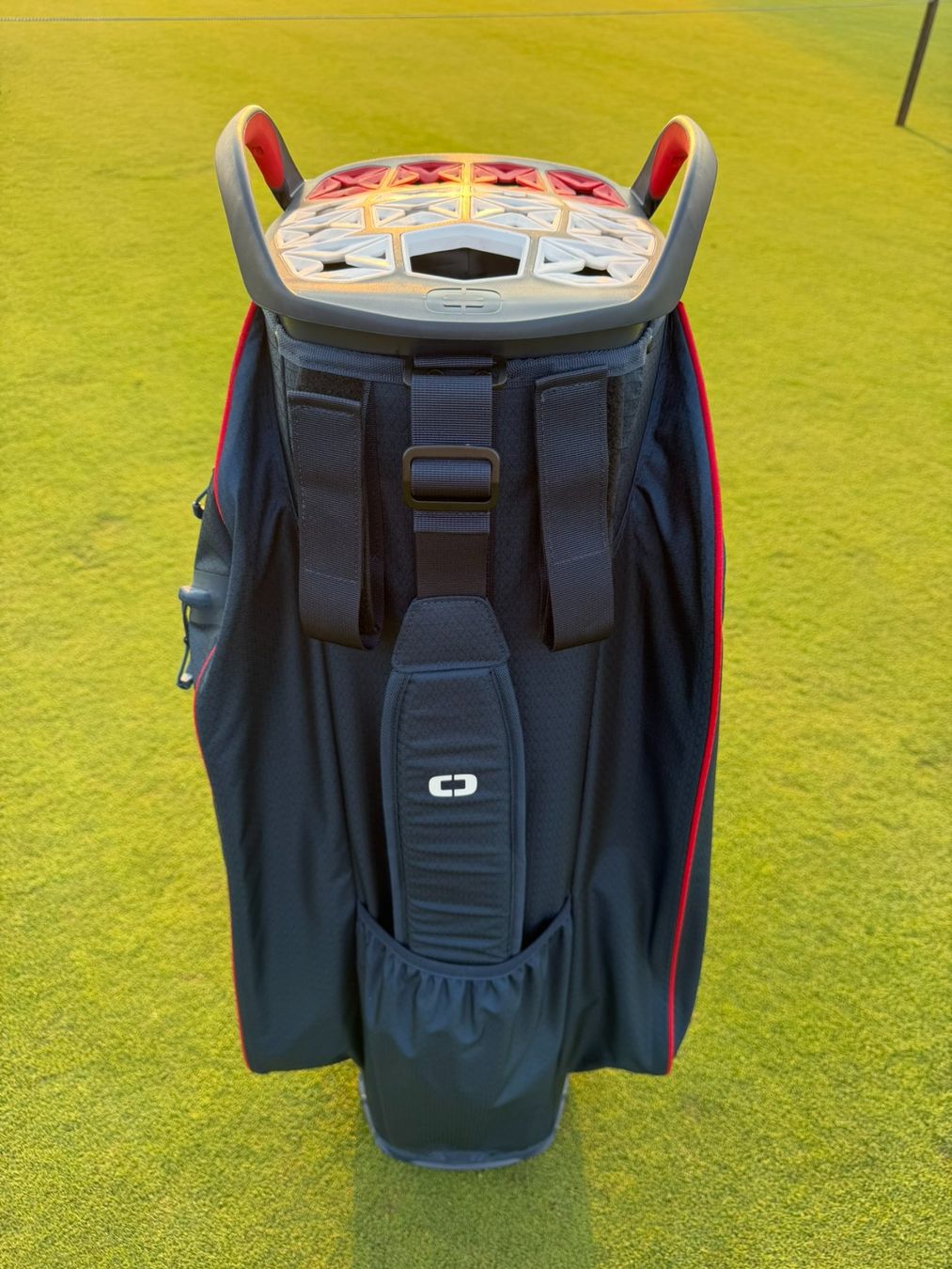 Ogio Taschen: Golfbag - Ogio All Elements Silencer - Cartbag – Neu (gemäss Beschreibung) aus Cham von Harru 4