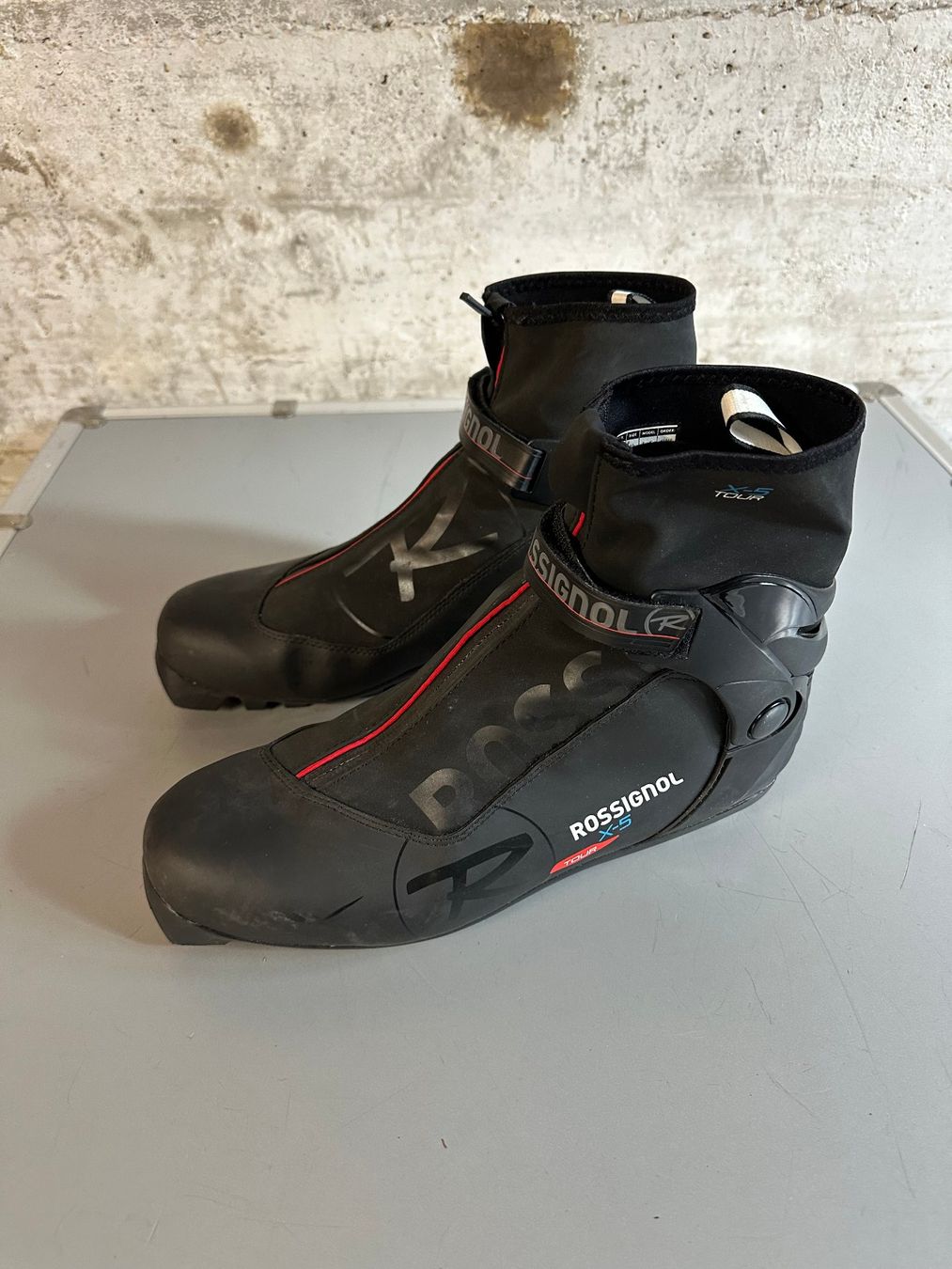 Rossignol Scarpe da uomo: Rossignol Tour Langlauf Schuhe Gr. 46 – Usato da Emmenbrücke venduto da karkarkar 1