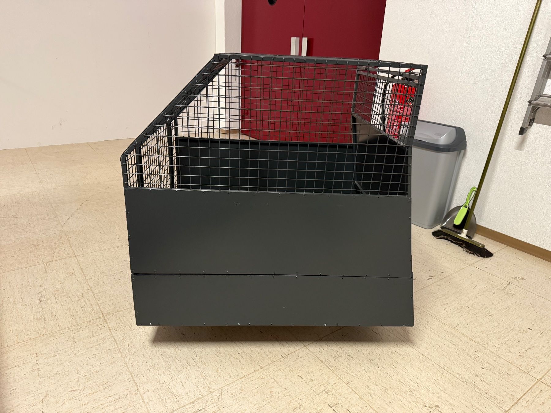 Gabbie, trasporto & Sicurezza: Mass-Hundebox Skoda Kodiaq – Usato da St. Gallen venduto da Swissportofino 2