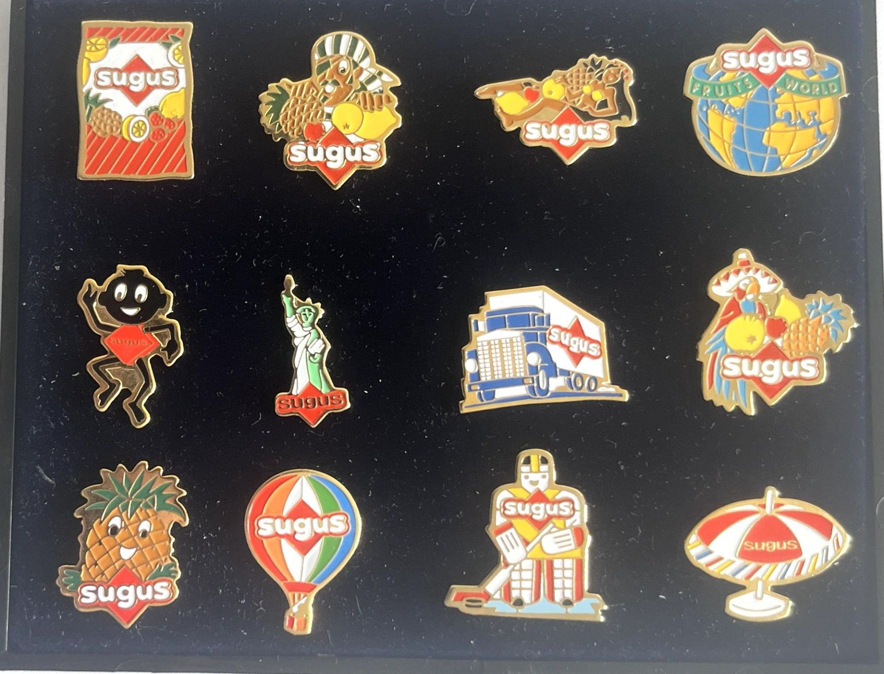 Placchette & Badge: Pin Sammlung Sugus mit Schatulle top Zustand – Nuovo (secondo la descrizione) da Kriens venduto da TSCH1