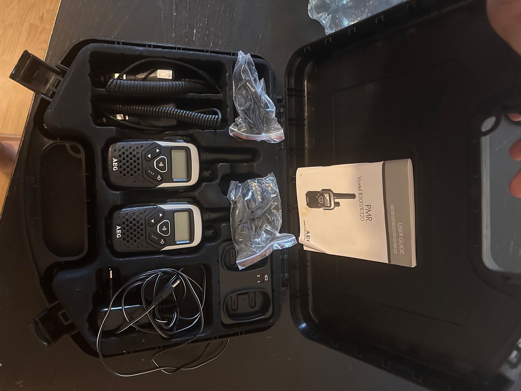 Radiocomunicazione: AEG Walkie talkie – Usato da Uster venduto da sil_6ndz 1