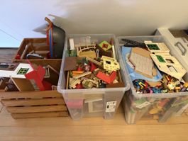 3 volle Kisten Playmobil (Bauernhaus, Piratenschiff, etc)