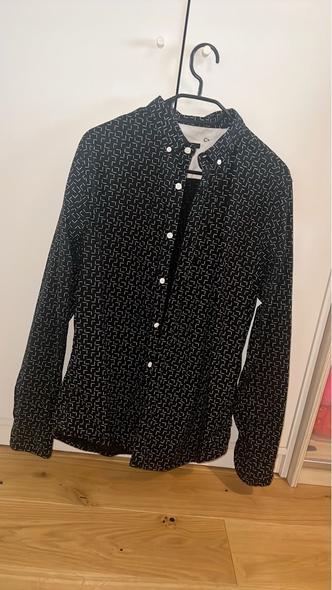 Only Camicie: Herren Hemd schwarz gemustert langarm gebraucht – Usato da Stans venduto da ant_7