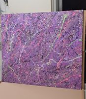 "Violet Vibes & Jungle Lights", einzigartiges Wandbild