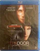 THE DOOR (LA PORTE DU PASSE)