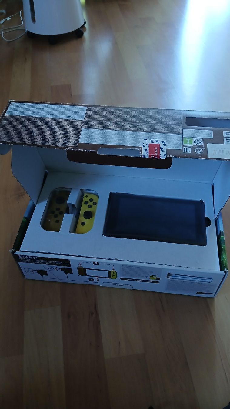 Nintendo Konsolen: Nintendo Switch Pikachu Edition – Neu (gemäss Beschreibung) aus Schwarzenberg LU von mai_cyk6 3