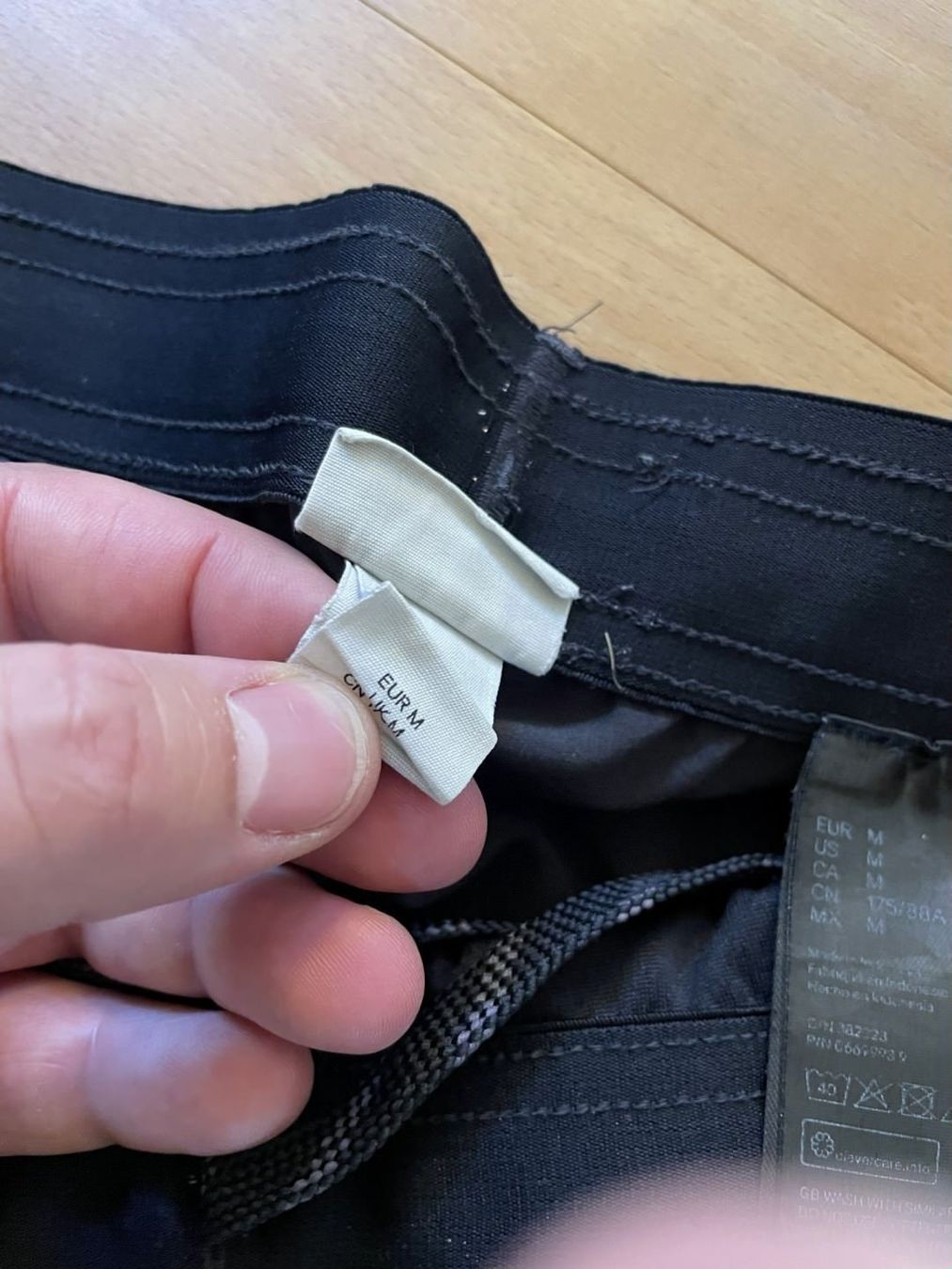 H&M Hosen: kurze Hose H&M – Gebraucht aus Zürich von pba_original 3
