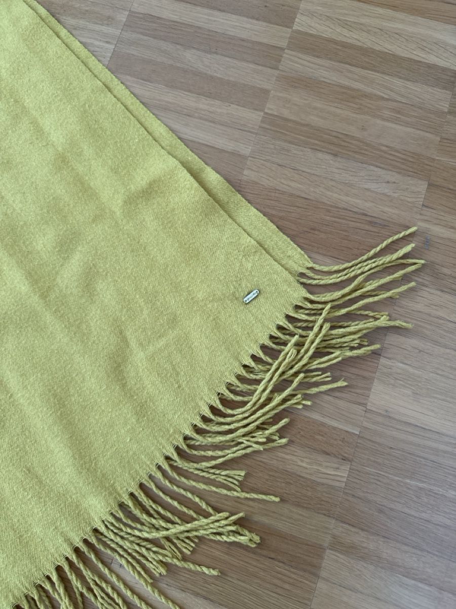 Opus Foulard & Sciarpe: Schal mit Mütze von Opus – Usato da Altendorf venduto da ratzfatz 1