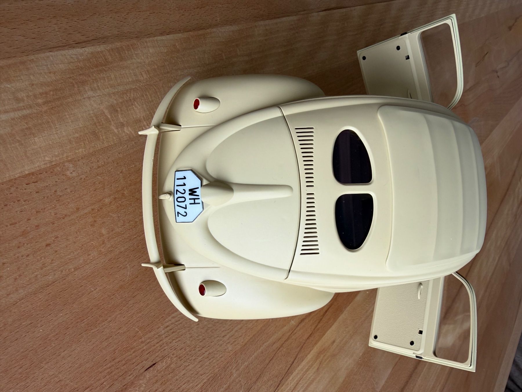 Modellismo RC: VW Kommandeurwagen TYPE 82E – Usato da Ueberstorf venduto da zuma68 3