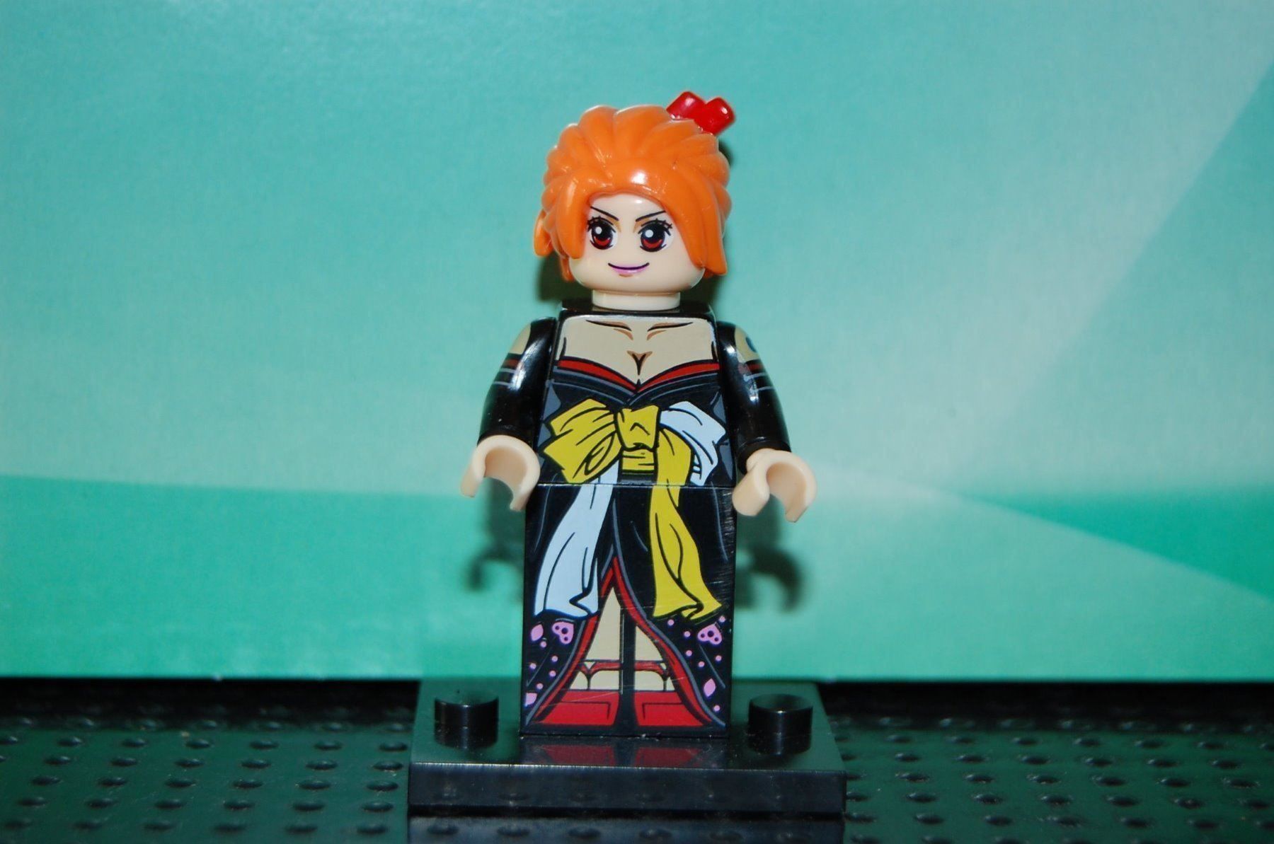 Kit di costruzioni: One Piece Minifigur Nami – Usato da Basel venduto da Don-Angel