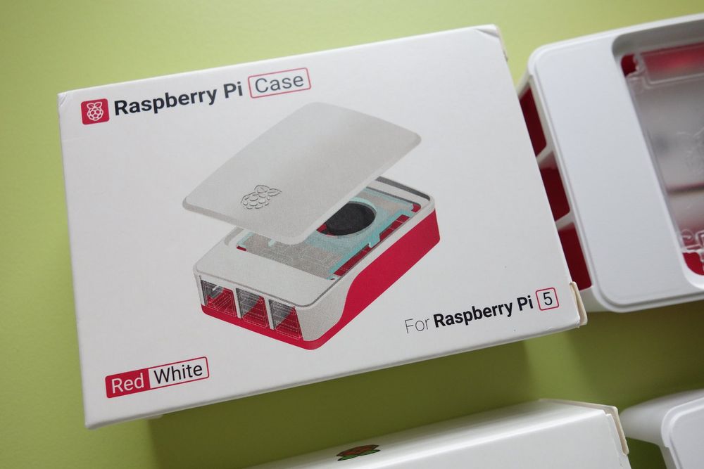 2 X Raspberry Pi 5 Official Case Mit Lüfter | Kaufen Auf Ricardo